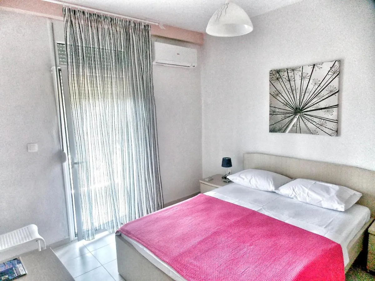 Nikos Apartments Ormos Panagias