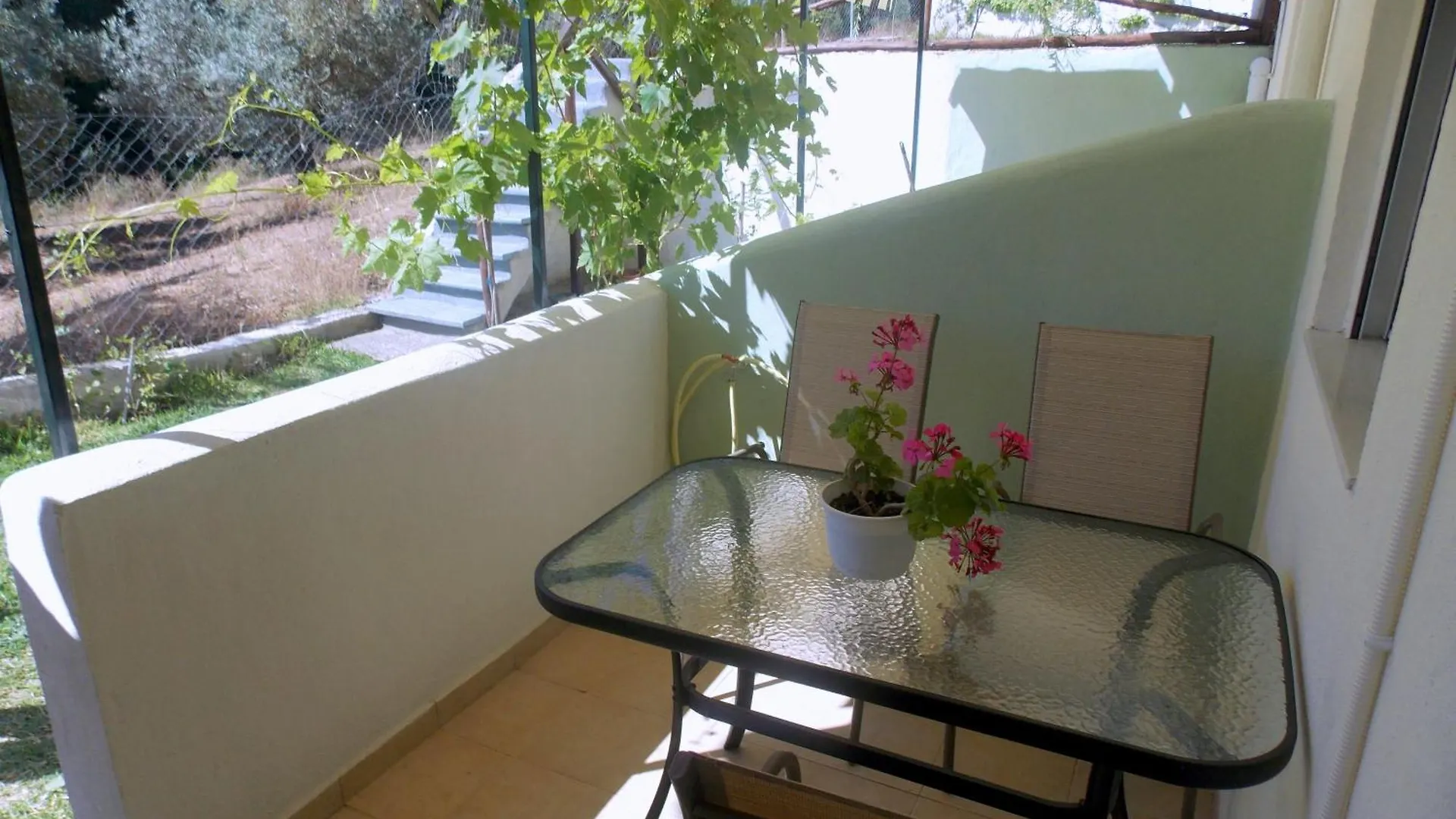 Nikos Apartments Ormos Panagias