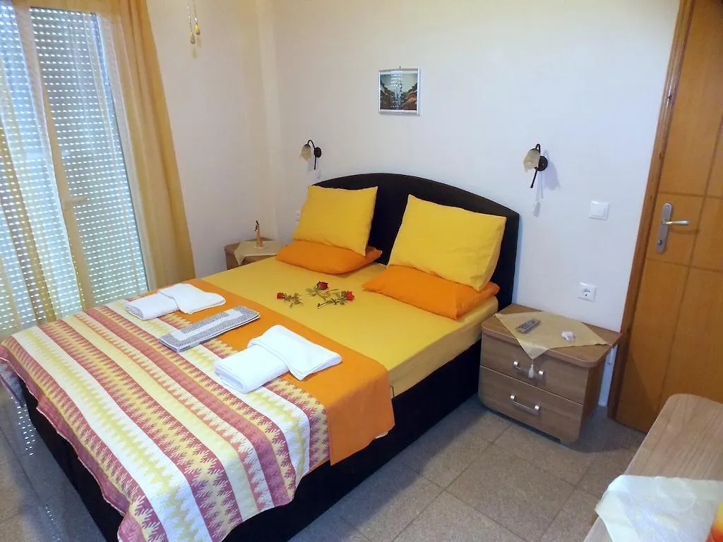 Nikos Apartments Ormos Panagias